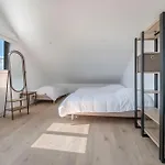 Casa de Férias Maison Familiale à 400m De La Pour 8,
