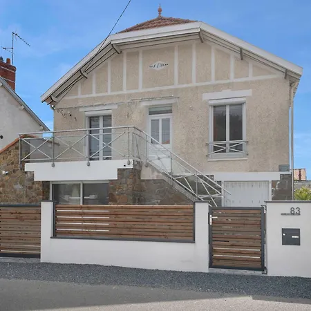 Maison Familiale A 400m De La Pour 8, *