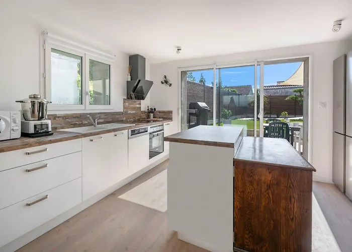 Maison Familiale A 400m De La Pour 8, * Pornic